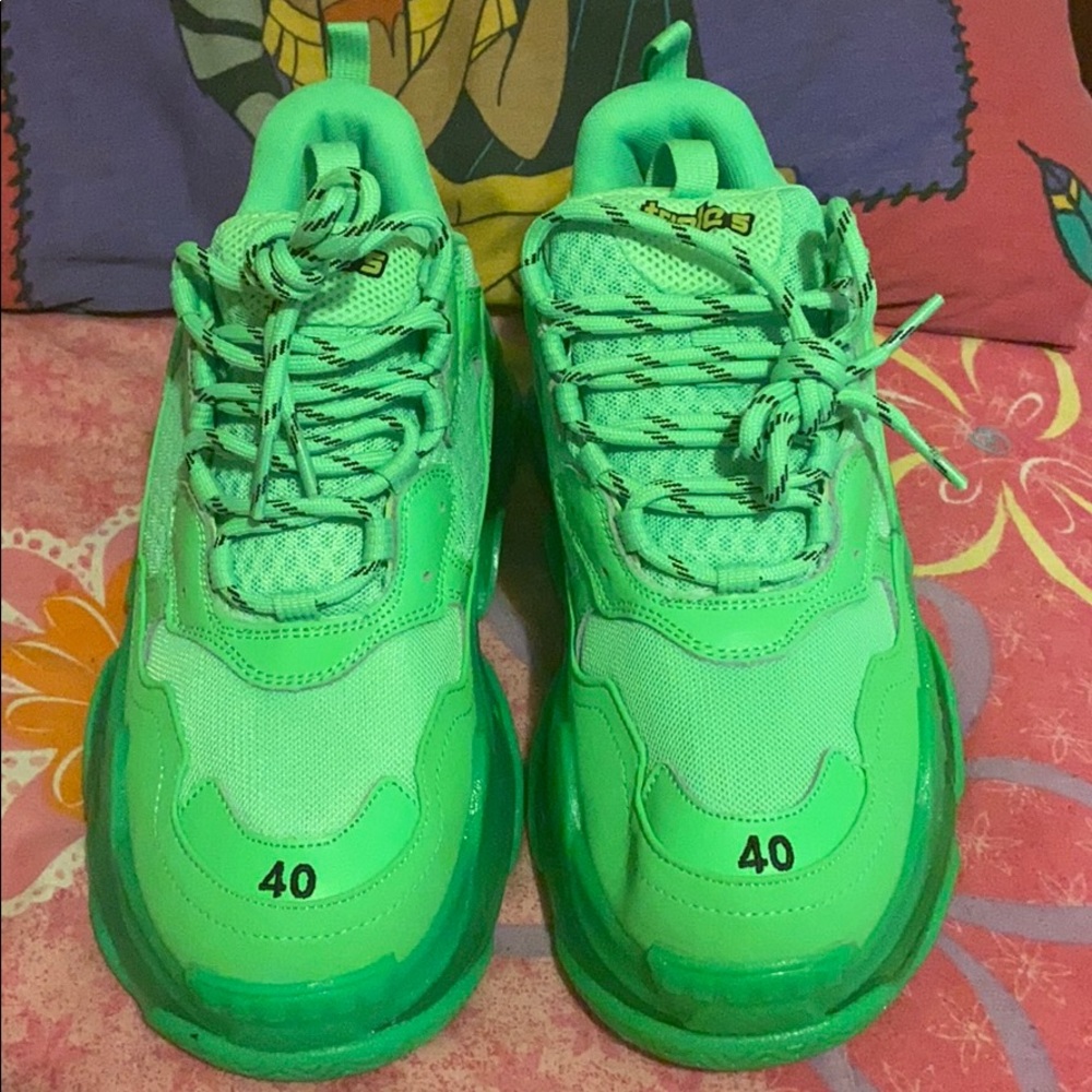 tripple s clear sole sneaker